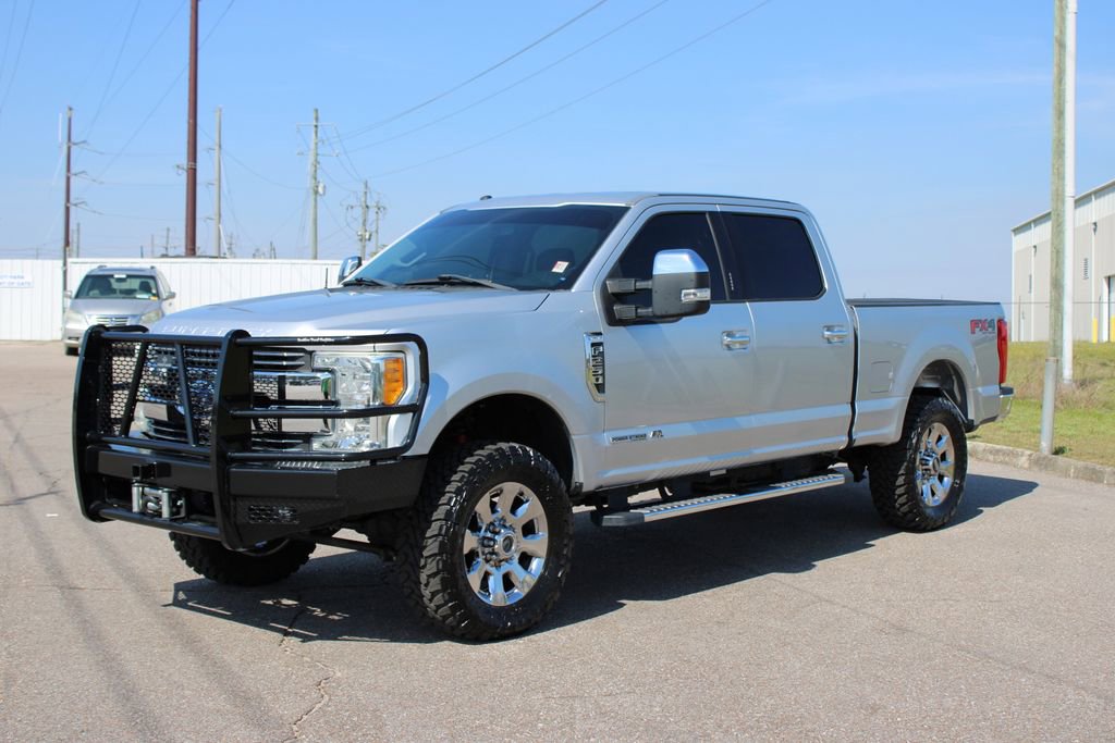 Used 2017 Ford F250 Lariat w/ Chrome Package image 2