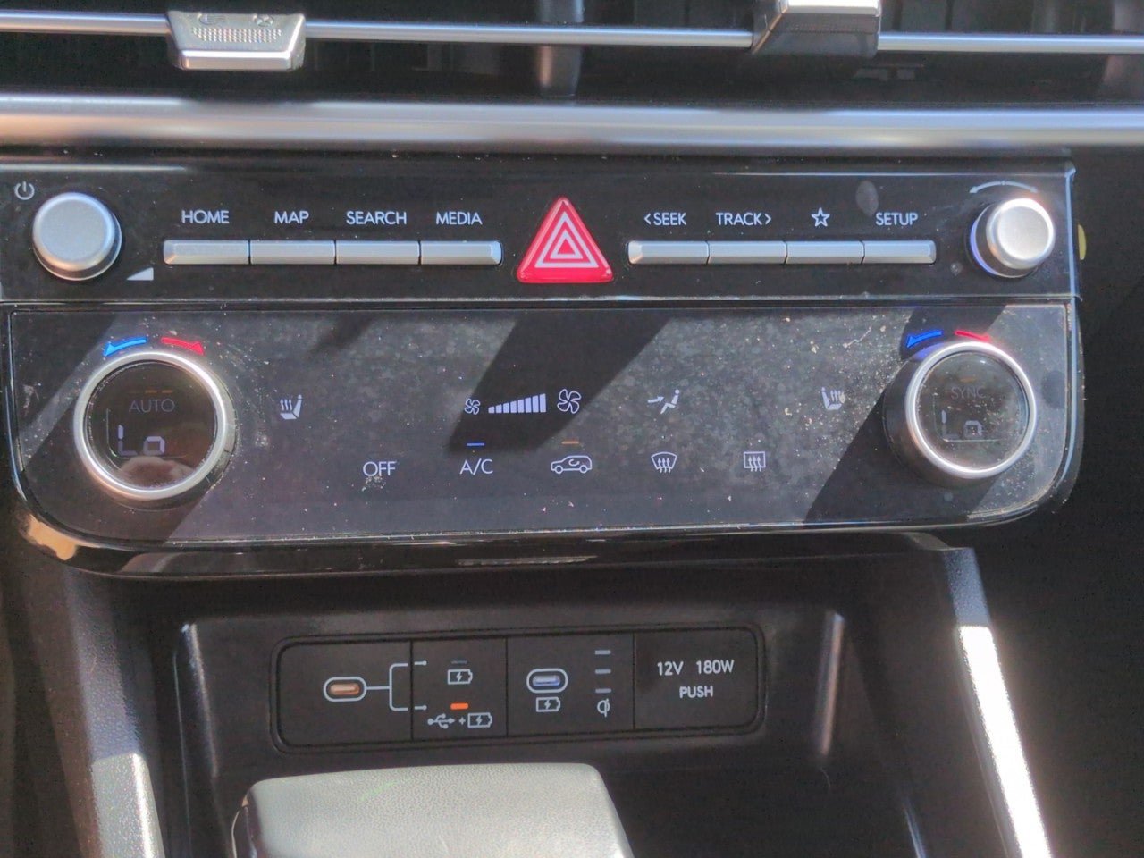Used 2025 Hyundai Tucson SEL AWD/4WD image 21
