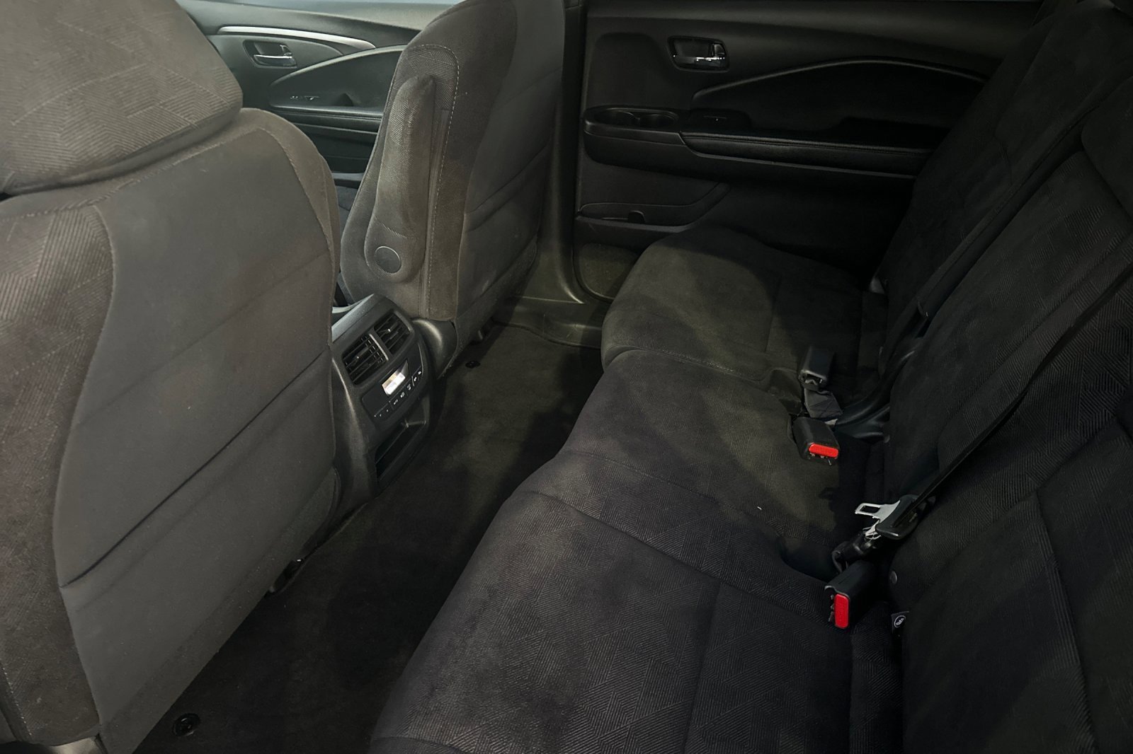 Used 2022 Honda Pilot Sport image 14