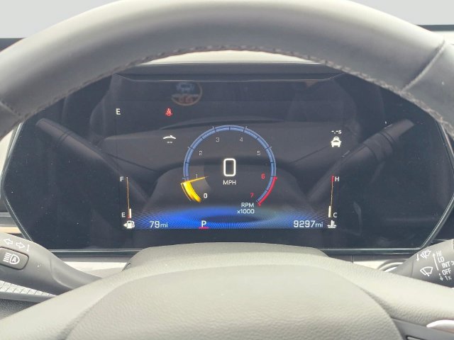 Used 2025 Chevrolet Trax ACTIV w/ Driver Confidence Package FWD image 23