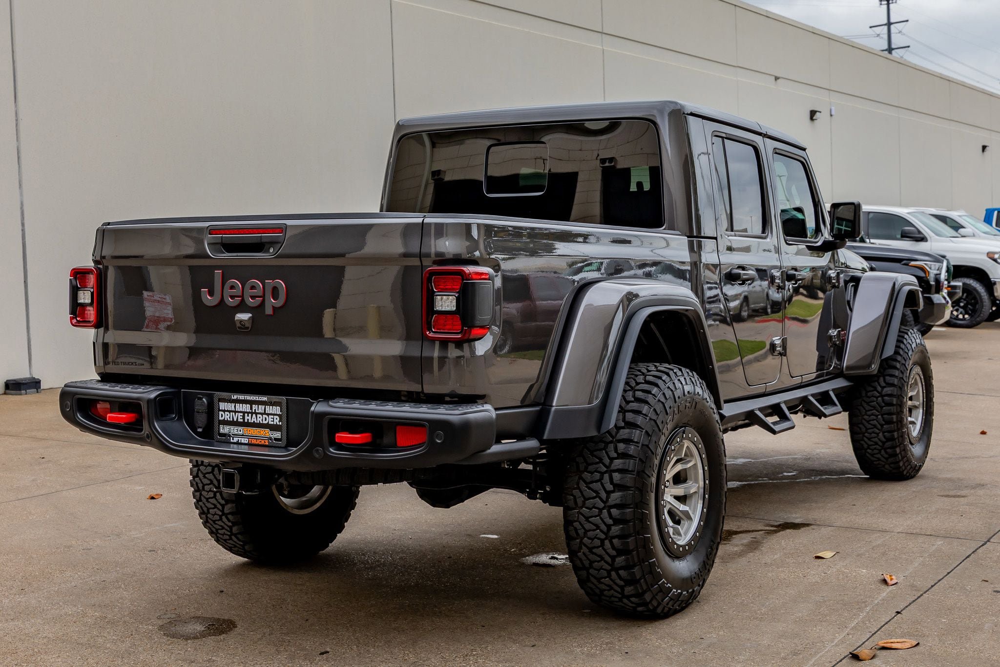 Used 2024 Jeep Gladiator Rubicon AWD/4WD image 9
