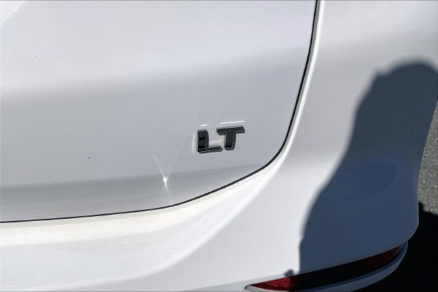 Used 2022 Chevrolet Equinox LT FWD image 24