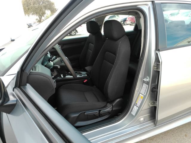 Used 2025 Honda Civic LX image 13