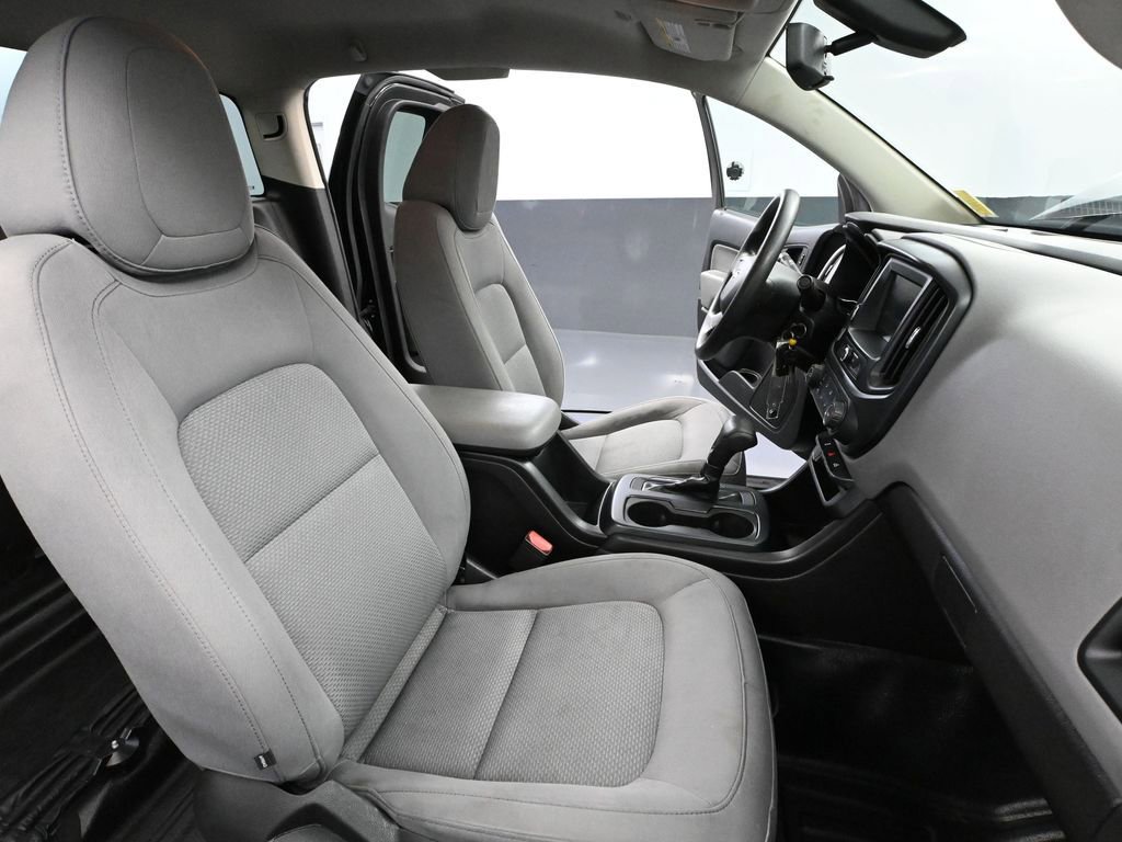 Used 2018 Chevrolet Colorado W/T image 42
