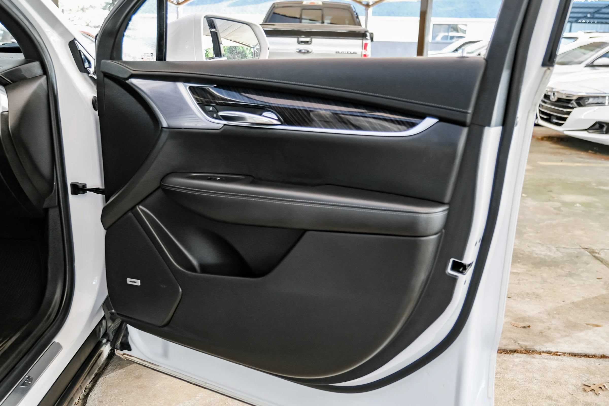 Used 2020 Cadillac XT6 Premium Luxury FWD image 44