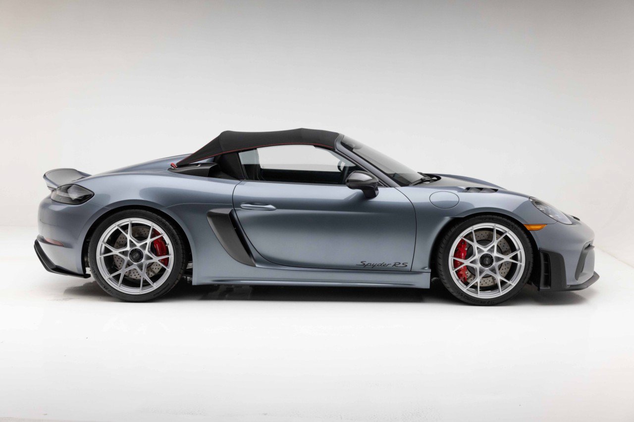 Used 2024 Porsche 718 Boxster Spyder RS RWD image 31