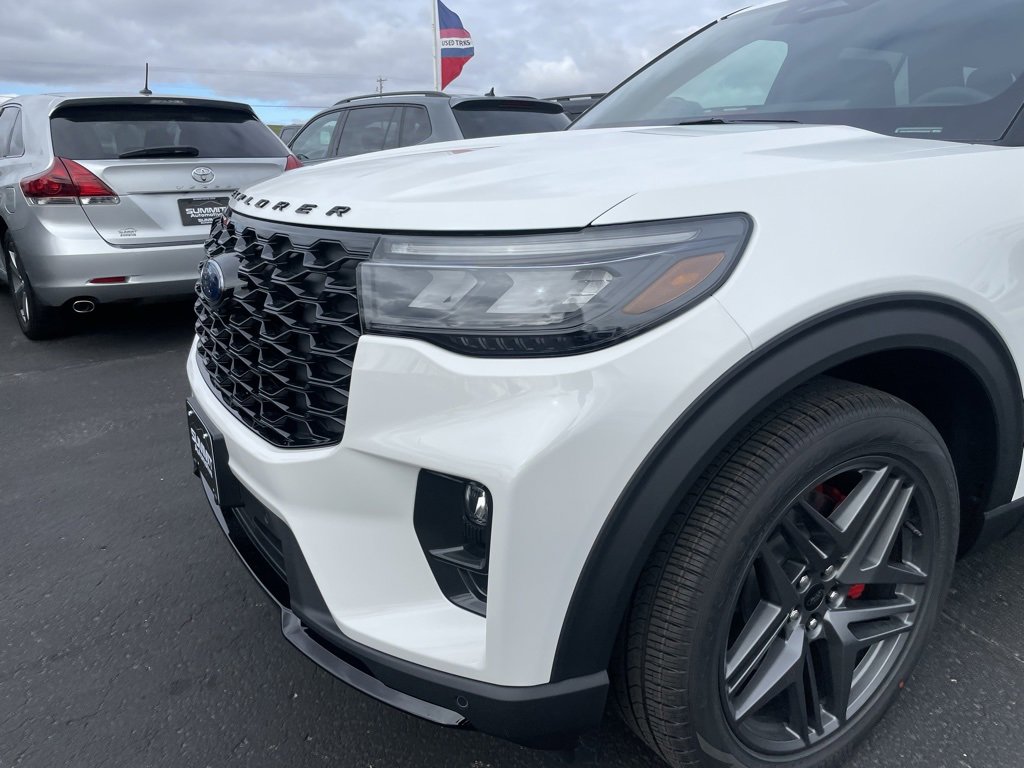 New 2026 Ford Explorer ST-Line w/ ST-Line Street Pack image 28