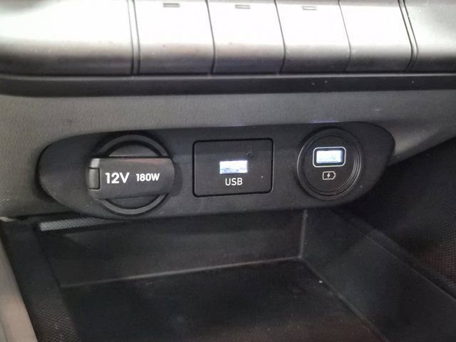 Used 2023 Hyundai Elantra SEL FWD image 29