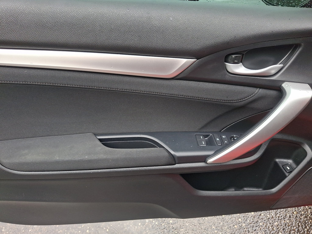 Used 2019 Honda Civic EX image 26