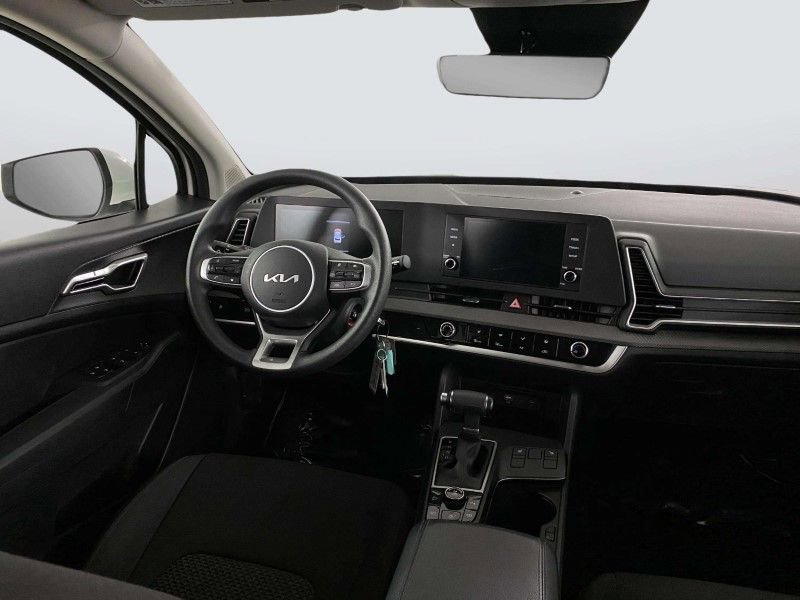 Used 2024 Kia Sportage LX image 25