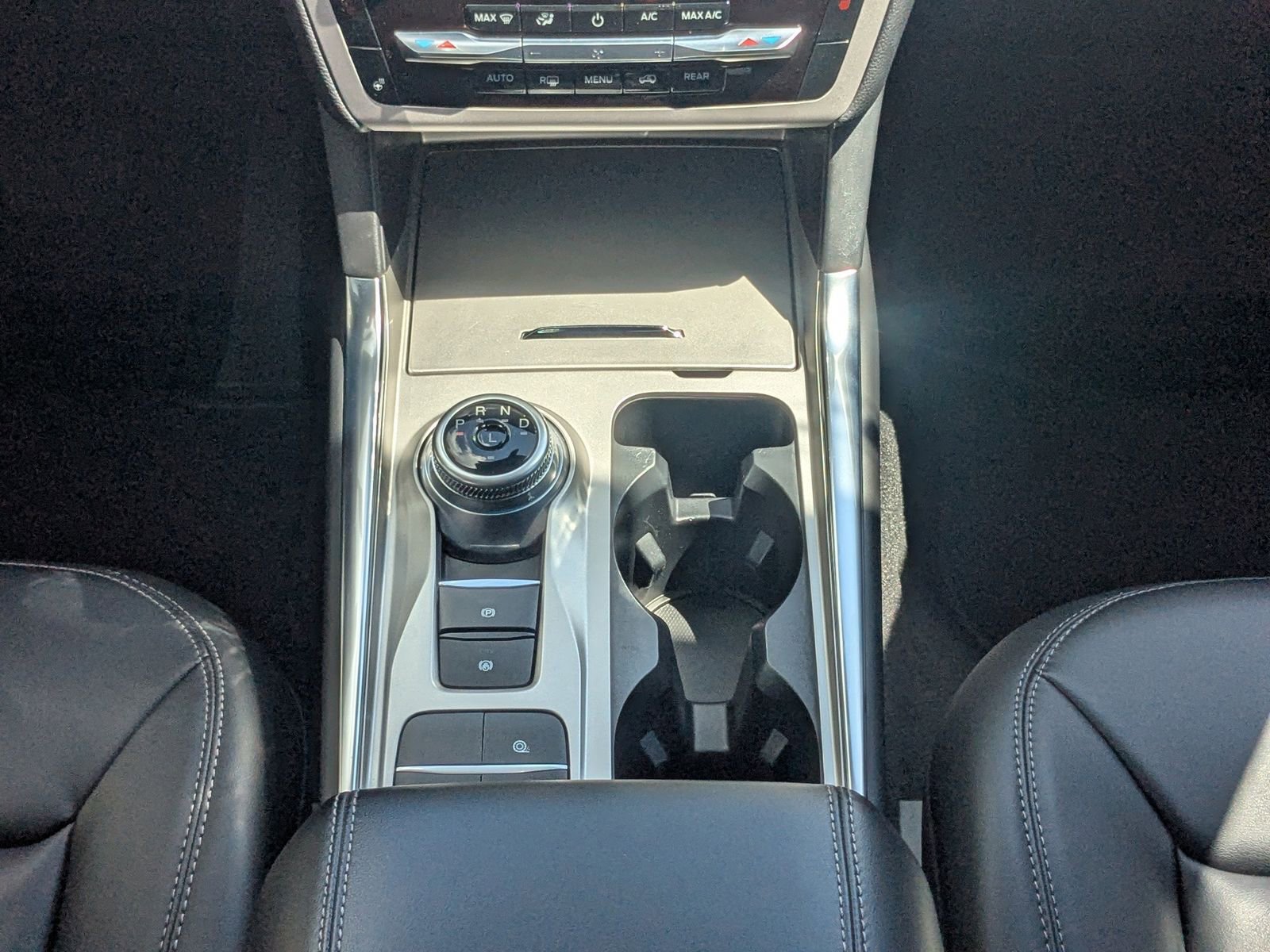 Used 2023 Ford Explorer XLT w/ Equipment Group 202A image 20