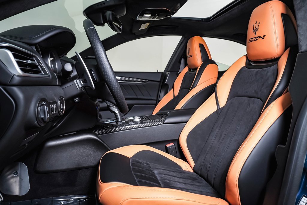 Used 2024 Maserati Ghibli Trofeo image 18