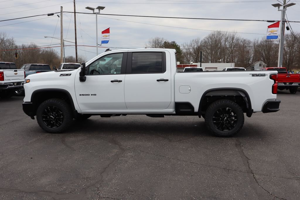 New 2026 Chevrolet Silverado 3500 LT w/ Trail Boss Package image 18