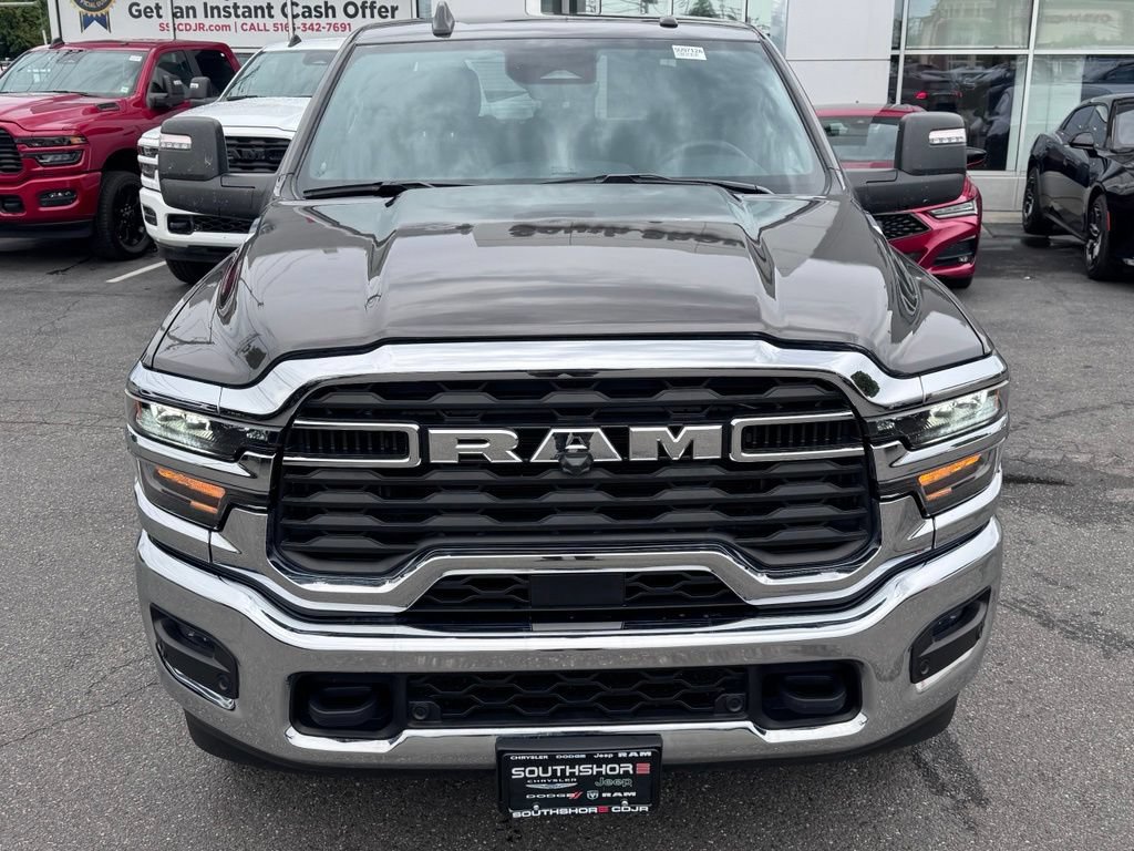 Used 2026 RAM 2500 Big Horn AWD/4WD image 2