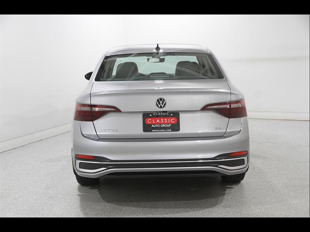 Used 2023 Volkswagen Jetta SEL FWD image 19