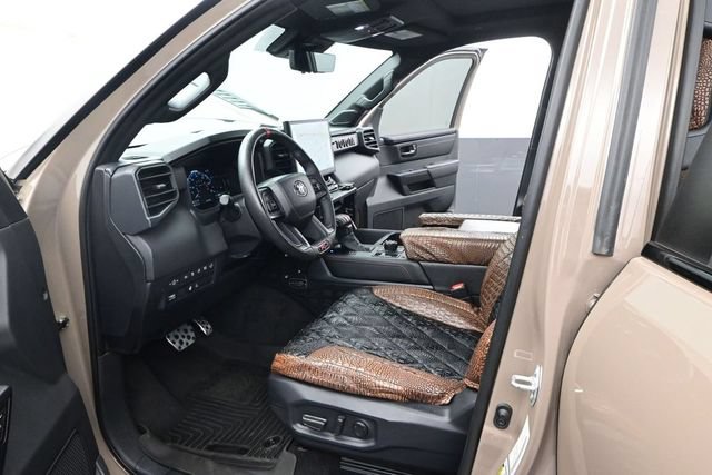 Used 2025 Toyota Tundra TRD Pro AWD/4WD image 5
