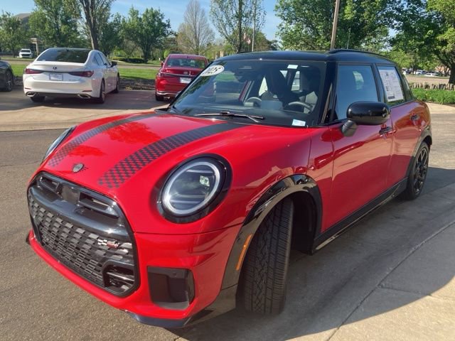 Used 2025 MINI Cooper S FWD image 9