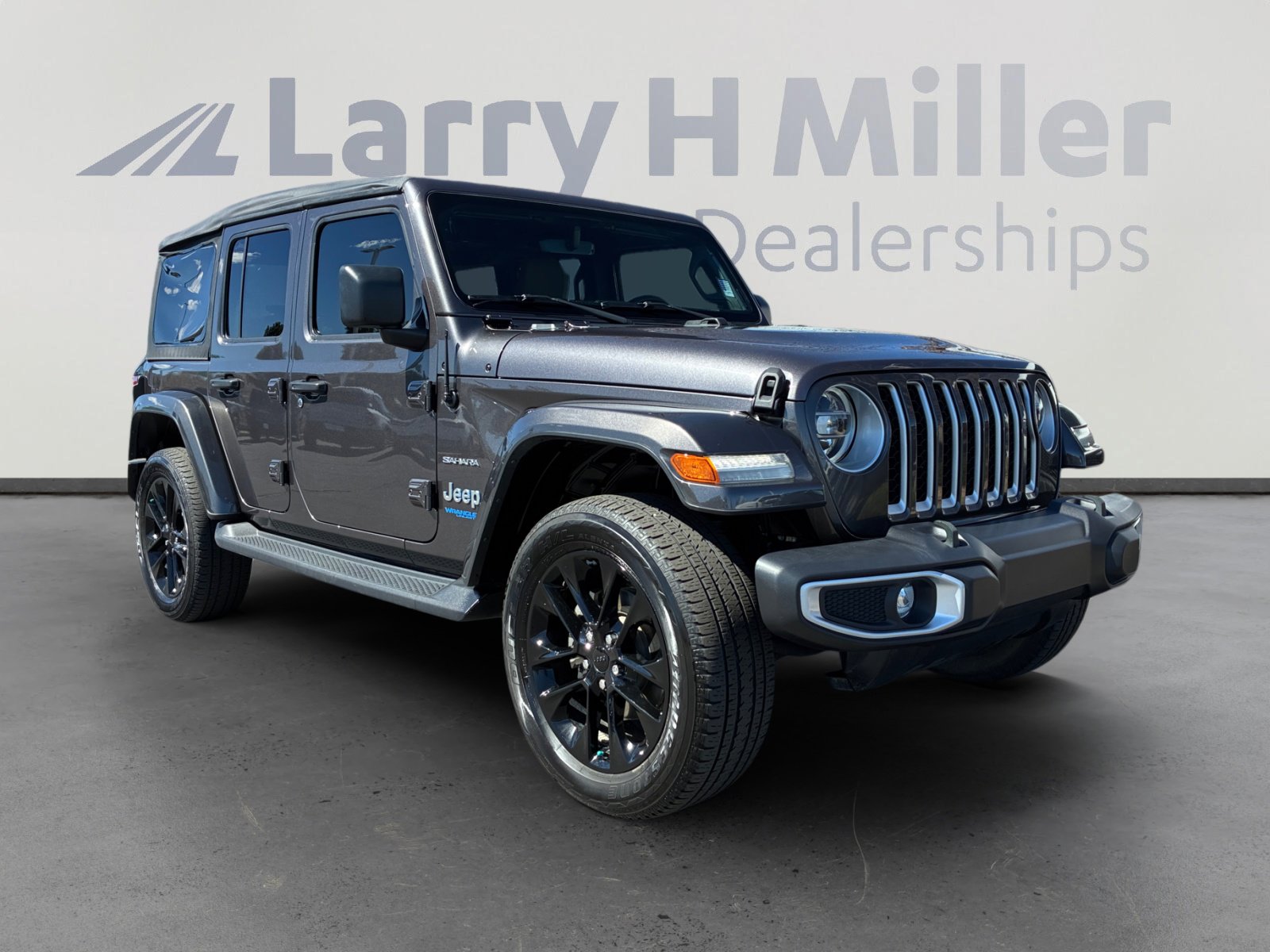 Used 2021 Jeep Wrangler Unlimited Sahara image 7