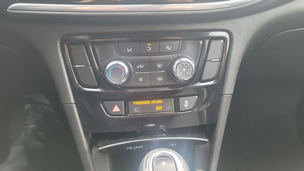 Used 2019 Buick Encore Preferred image 22