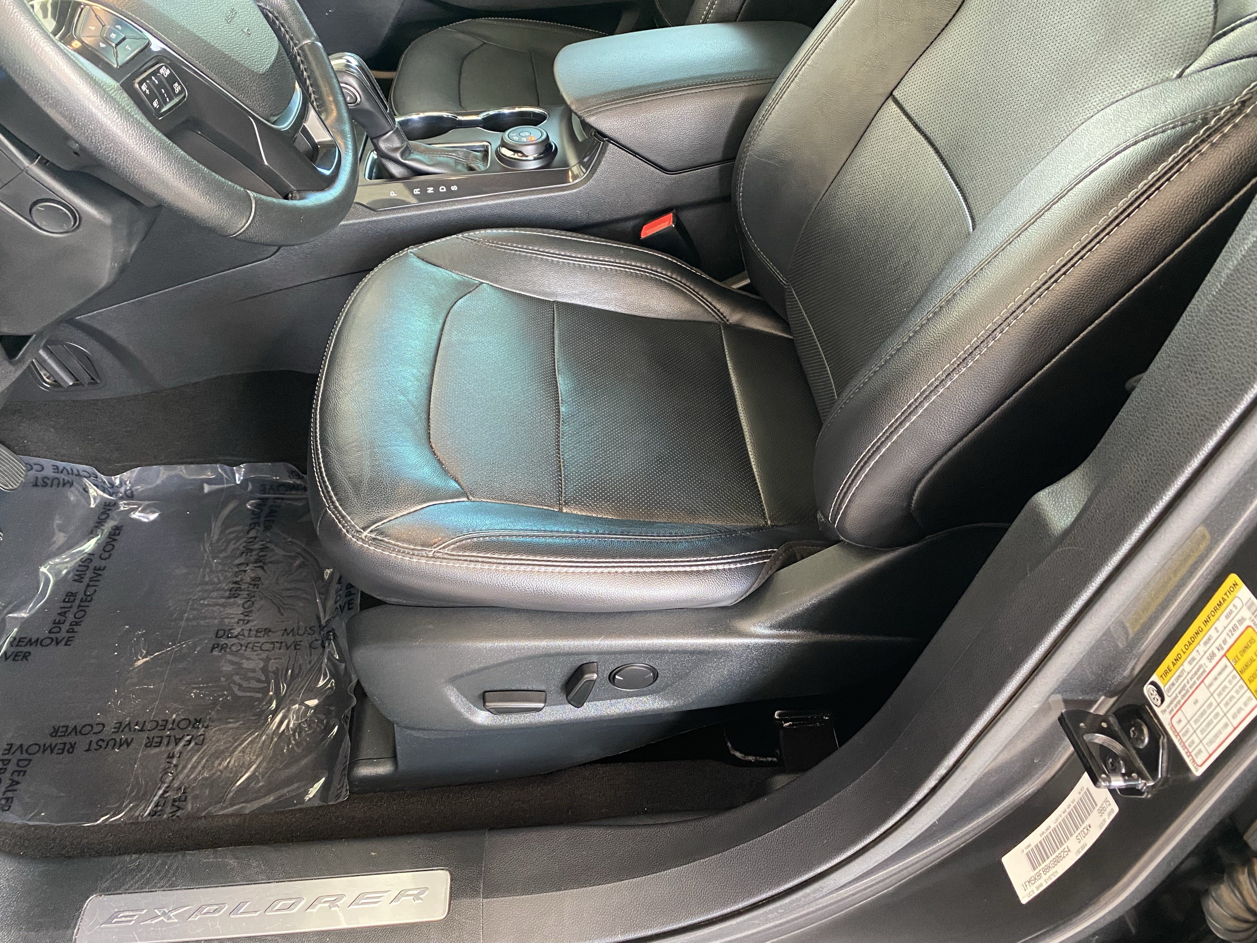 Used 2019 Ford Explorer Limited w/ Ford Safe & Smart Package AWD/4WD image 13