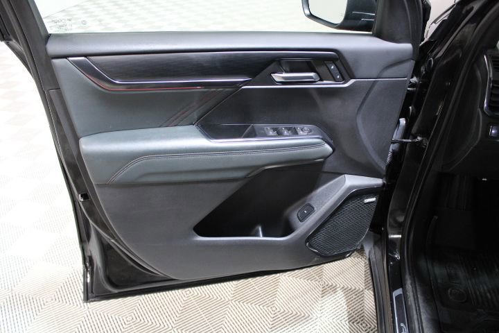 Certified 2024 GMC Acadia AT4 w/ Luxury Package image 14