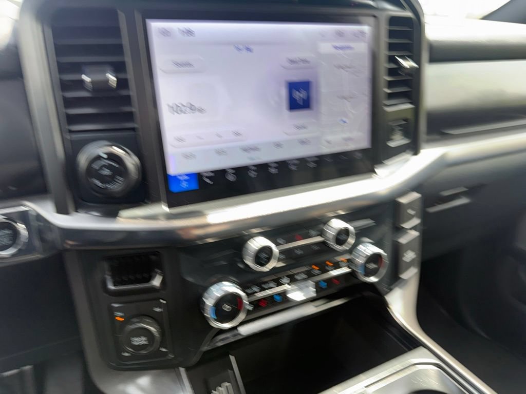 Used 2025 Ford F150 Lariat AWD/4WD image 27