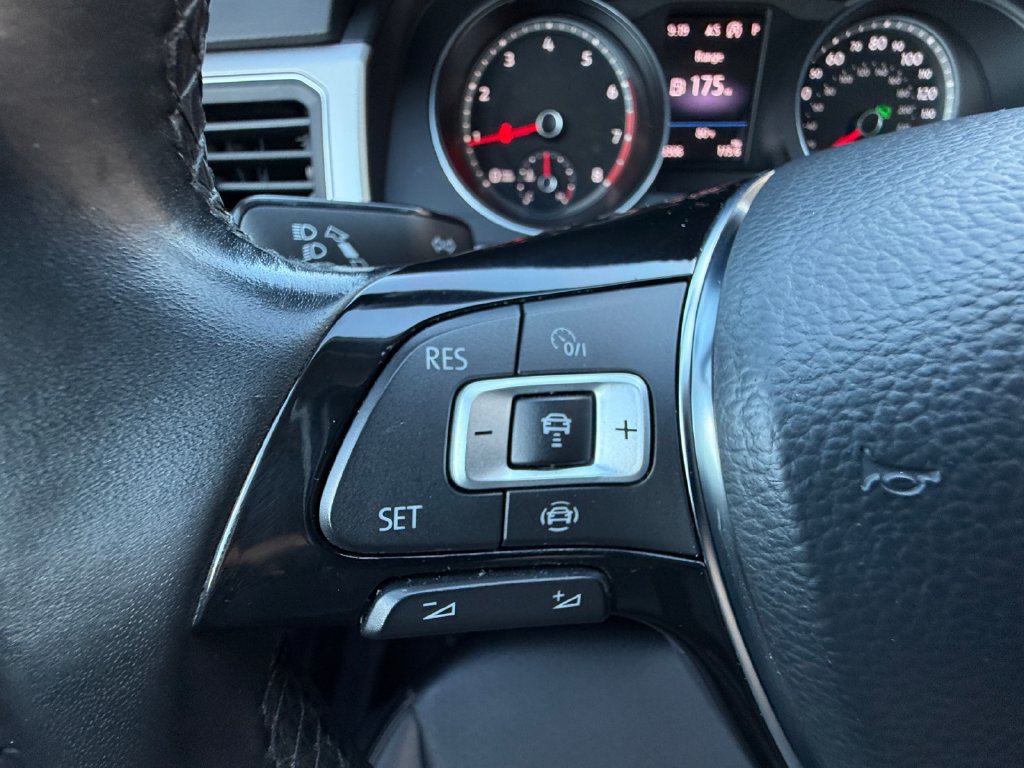 Used 2019 Volkswagen Atlas SE w/ Towing Package FWD image 24