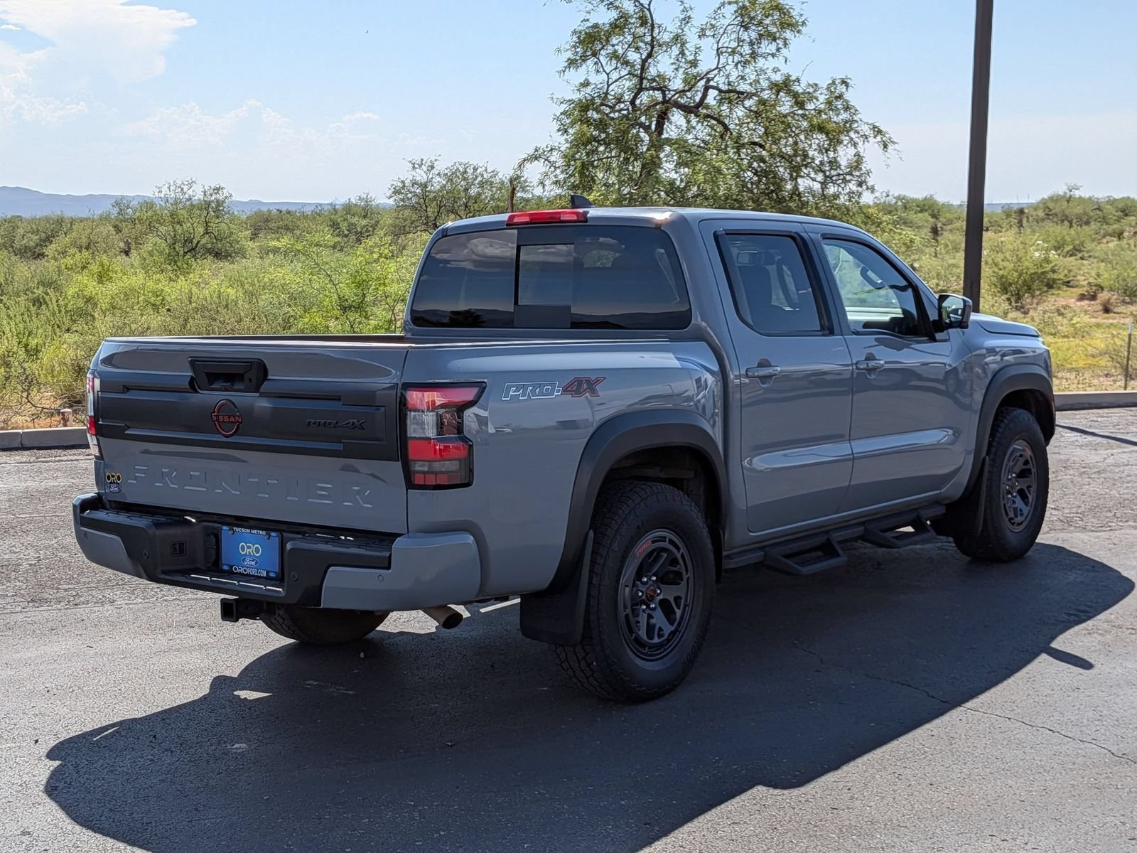 Used 2025 Nissan Frontier PRO-4X w/ Pro Convenience Package AWD/4WD image 5