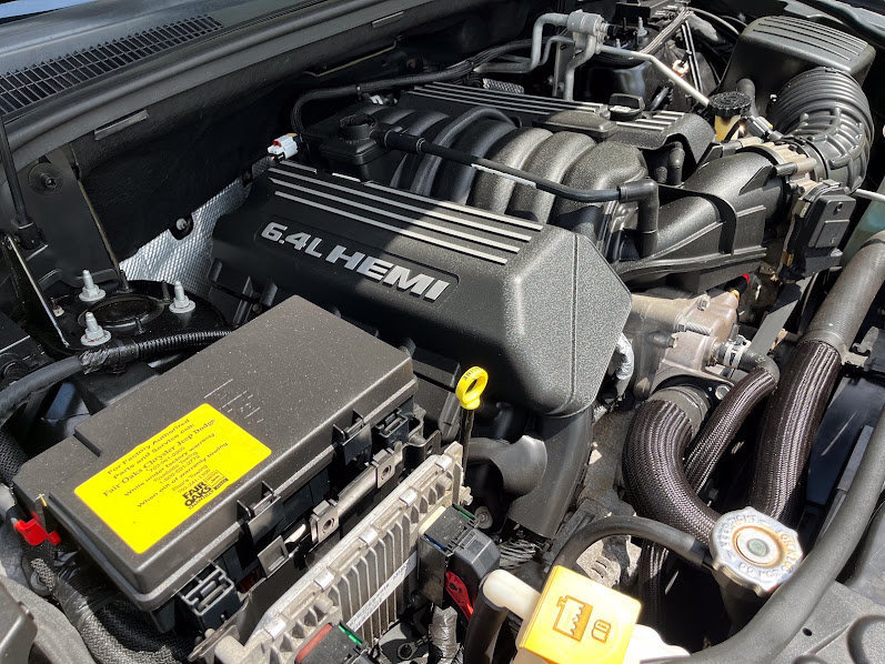 Used 2015 Jeep Grand Cherokee SRT AWD/4WD image 30