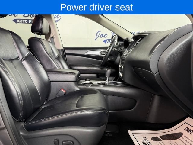 Used 2019 Nissan Pathfinder SL AWD/4WD image 18