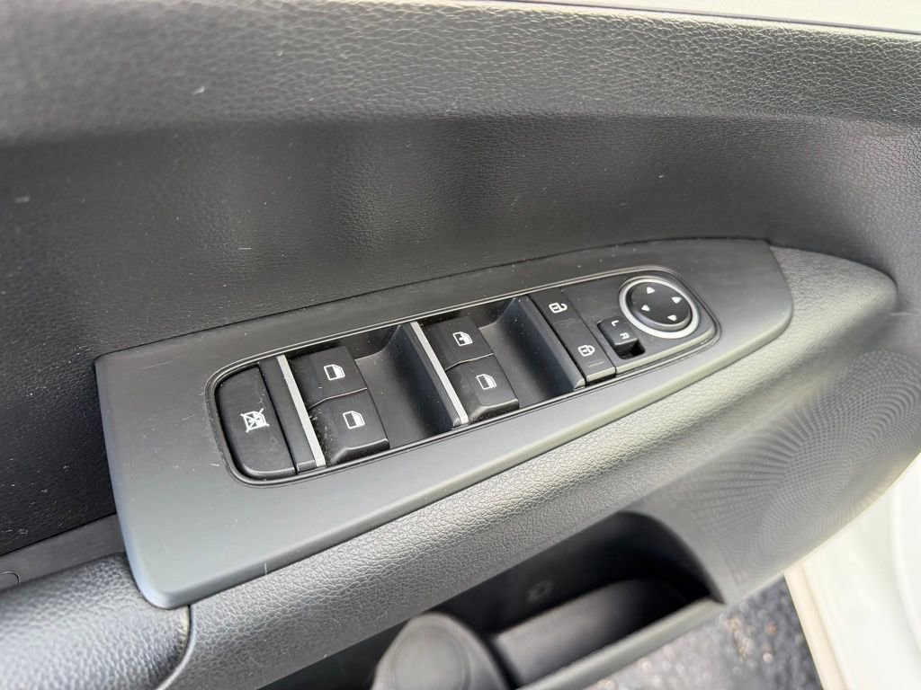 Used 2024 Kia Forte LXS image 19