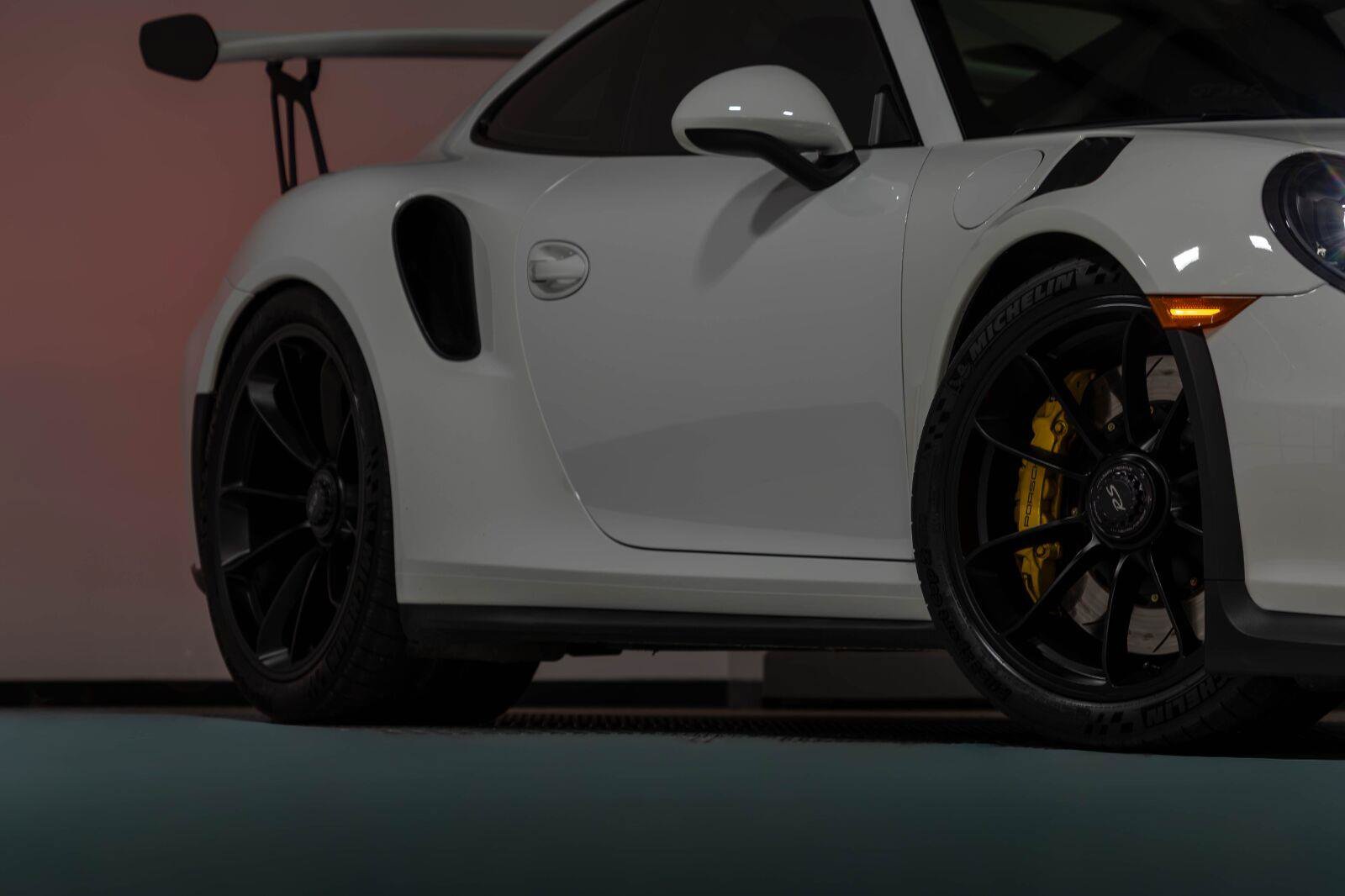 Used 2016 Porsche 911 GT3 RS RWD image 35