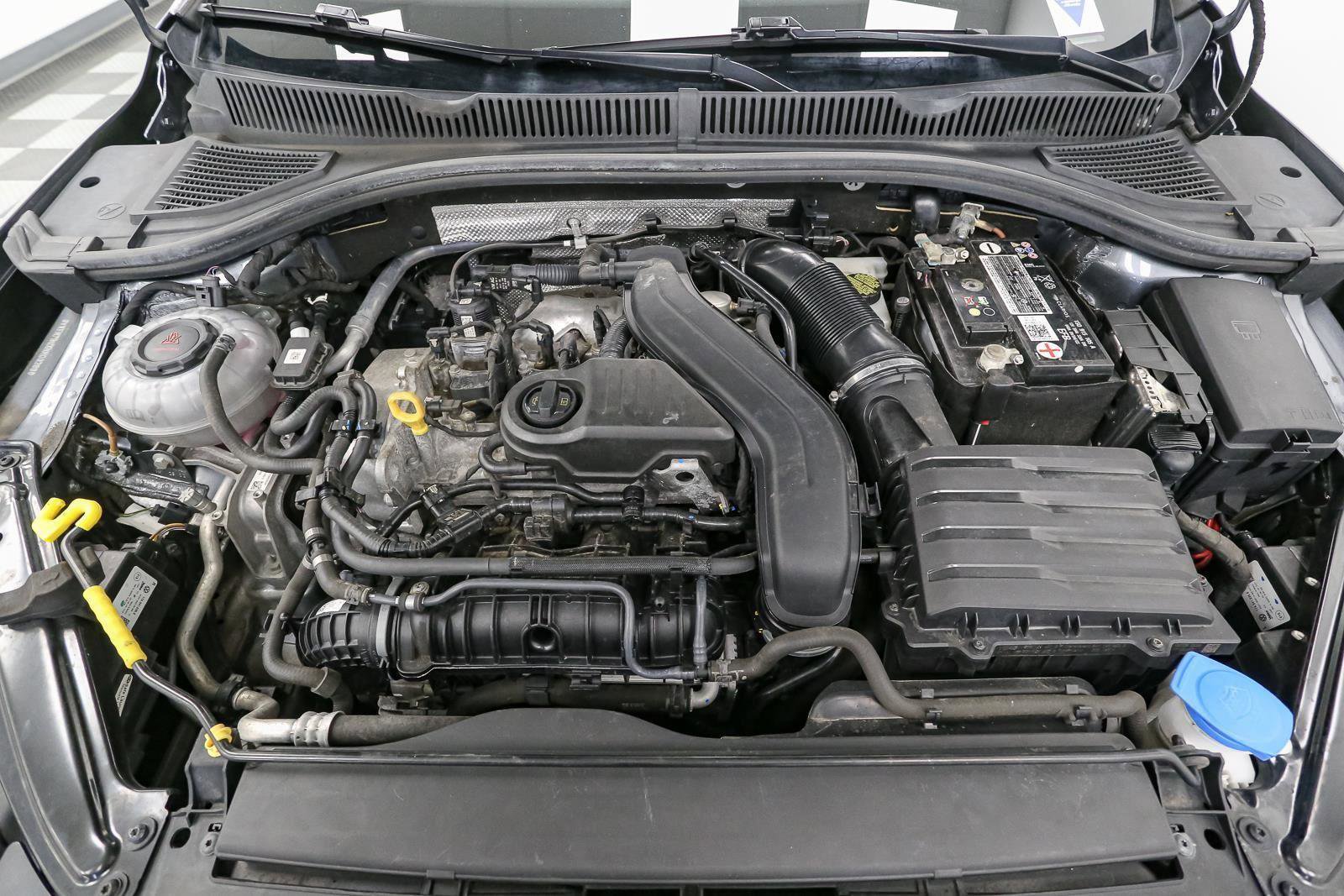 Certified 2022 Volkswagen Jetta SE FWD image 15