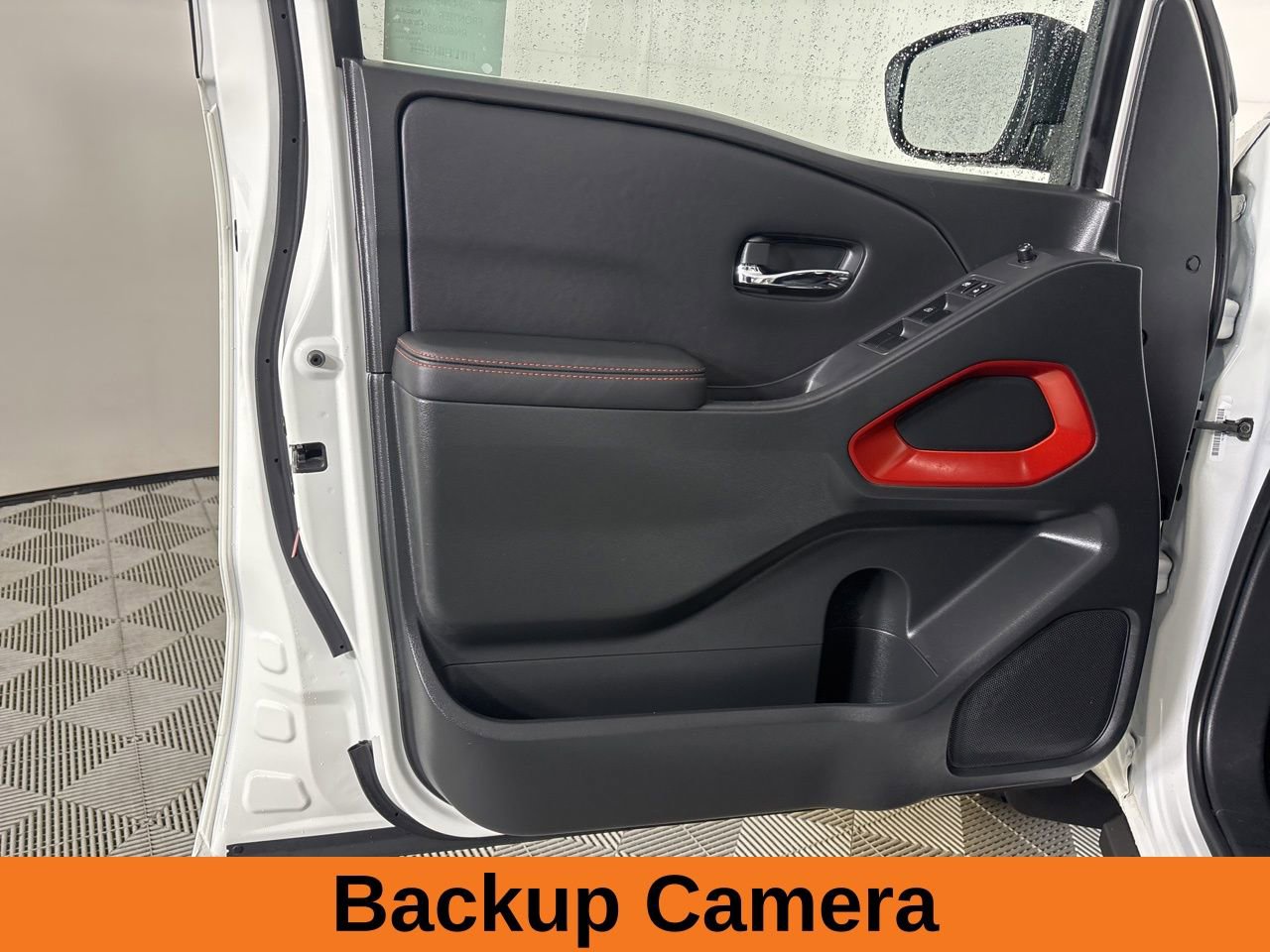 Used 2024 Nissan Frontier Pro-X w/ Technology Package image 9