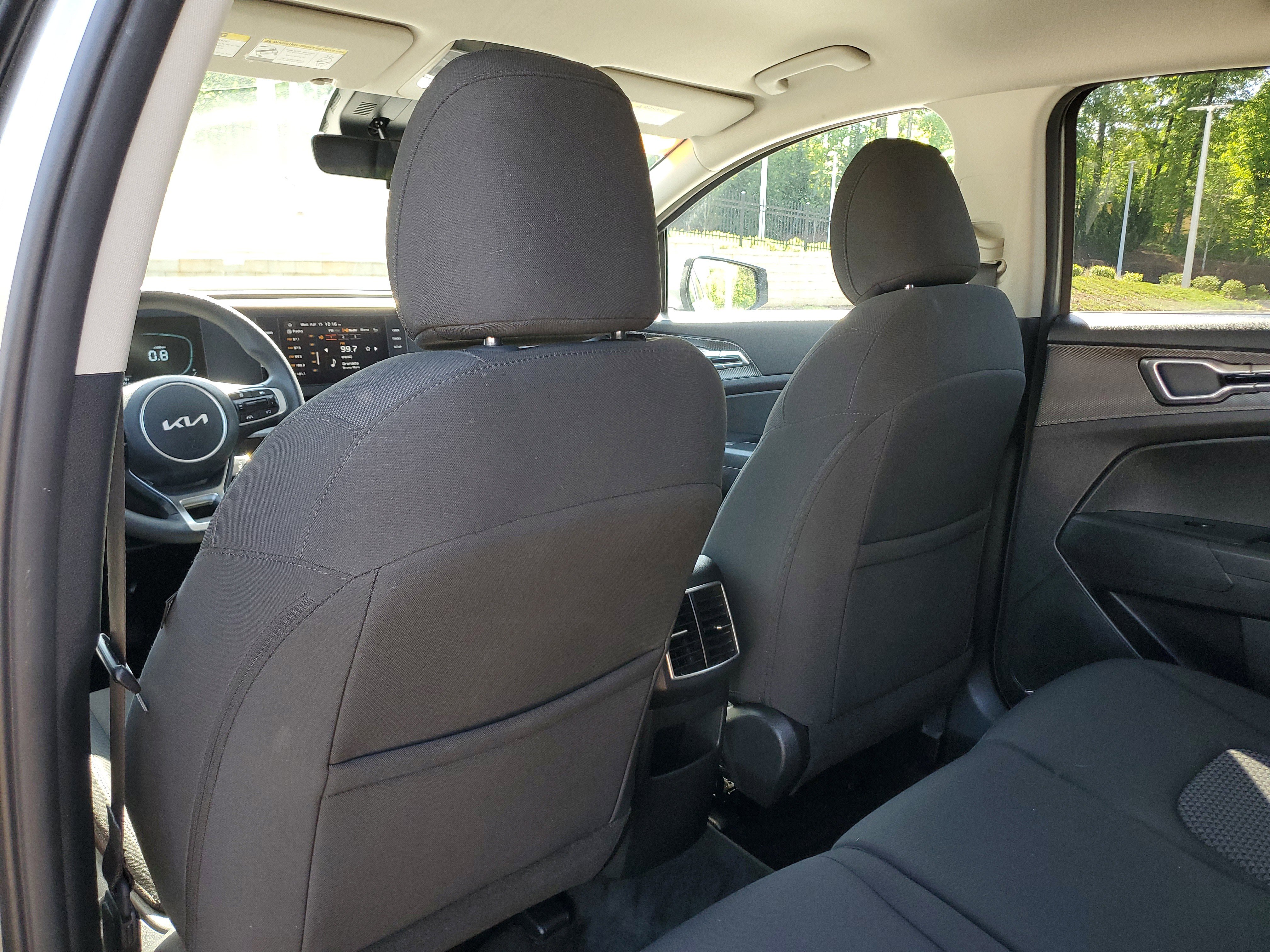 Used 2025 Kia Sportage LX image 10
