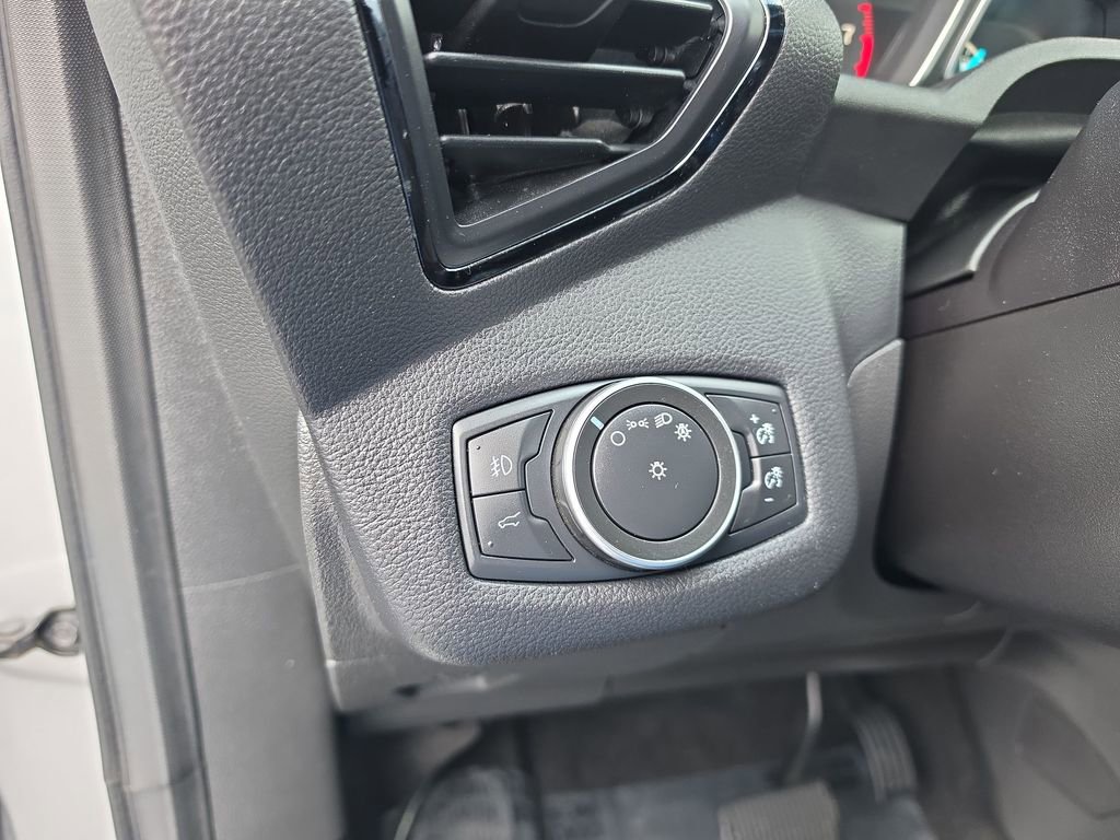 Used 2019 Ford Escape Titanium image 20