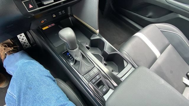 Used 2025 Toyota Camry SE FWD image 27