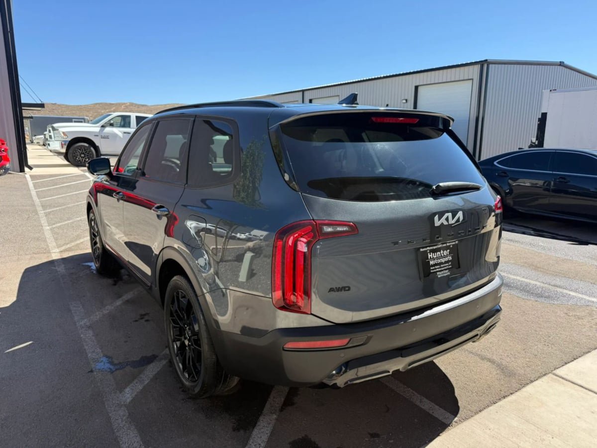 Used 2022 Kia Telluride SX w/ SX Prestige Package AWD/4WD image 6
