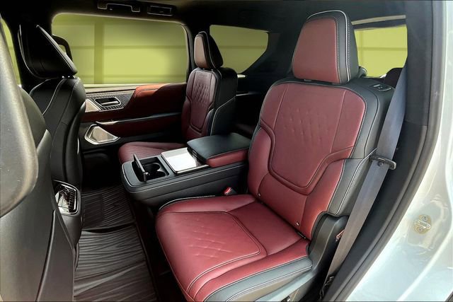 New 2026 INFINITI QX80 Autograph w/ Premium Cargo Package image 26