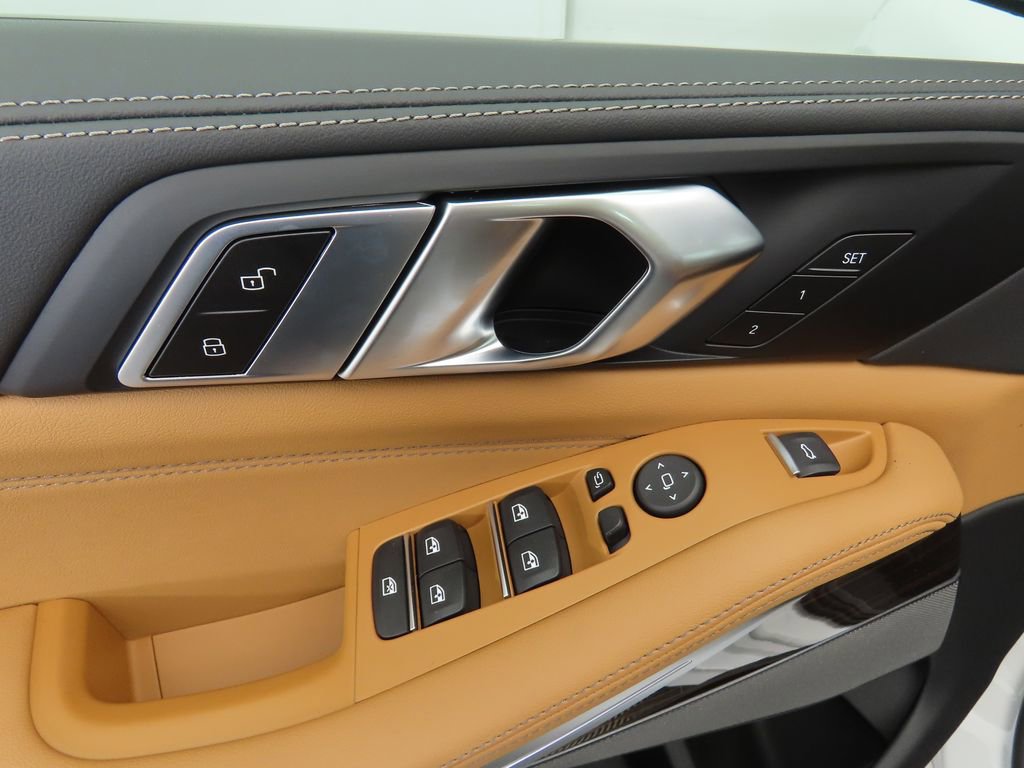 New 2026 BMW X5 xDrive40i w/ M Sport Package image 23