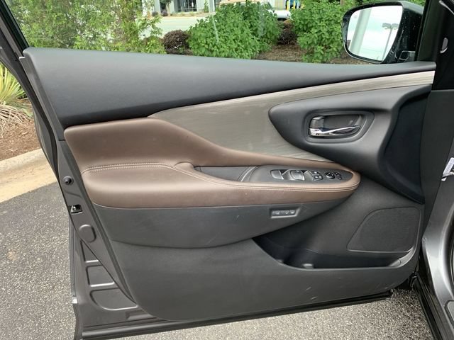 Used 2015 Nissan Murano Platinum w/ Platinum Technology Package AWD/4WD image 17