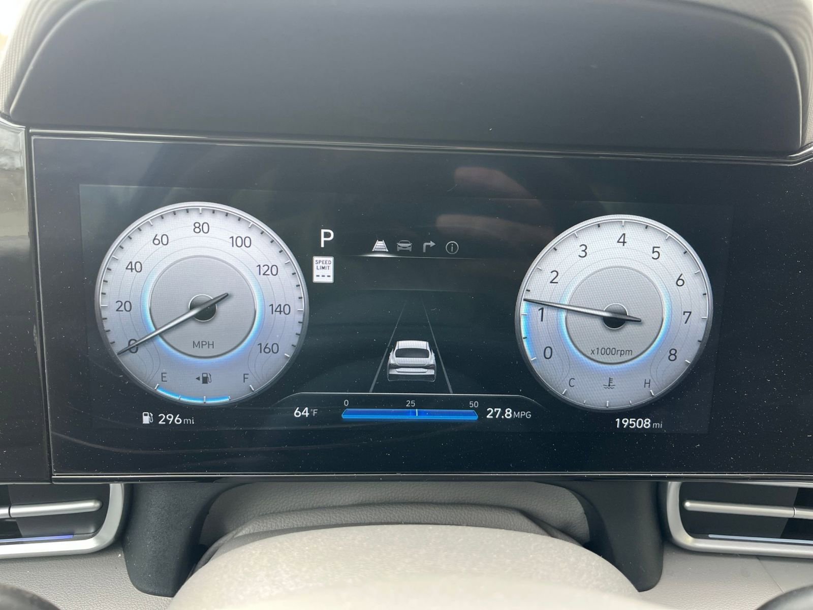 Used 2025 Hyundai Elantra SEL image 37