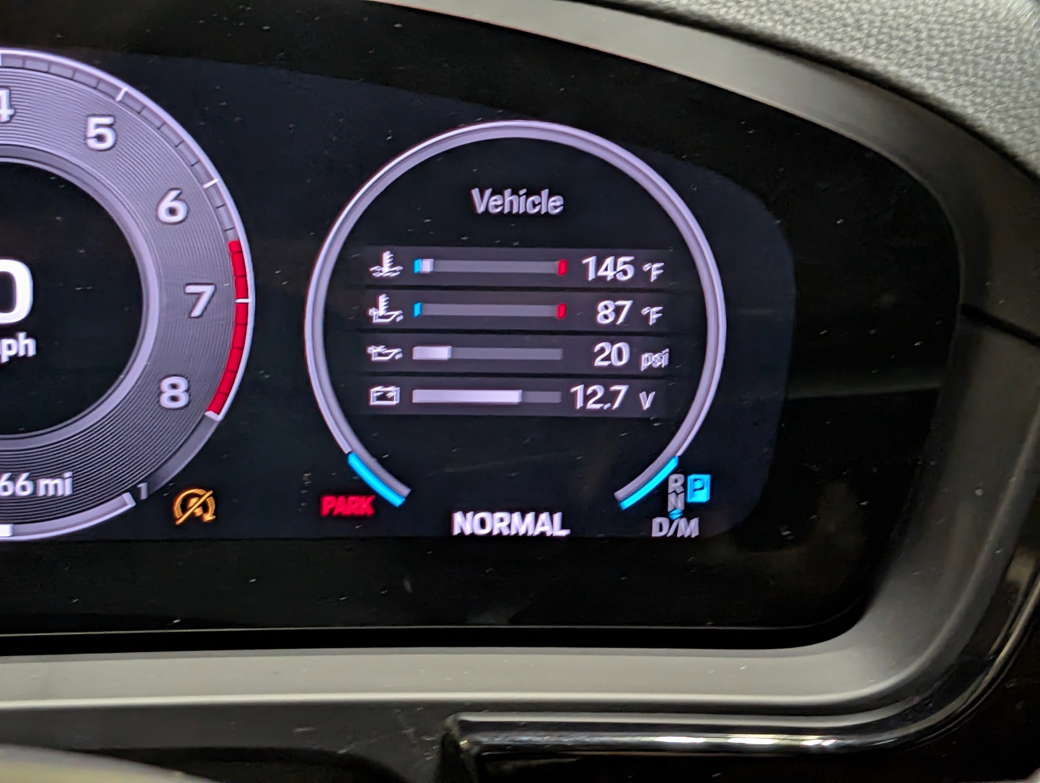 Certified 2024 Porsche Cayenne Coupe image 29