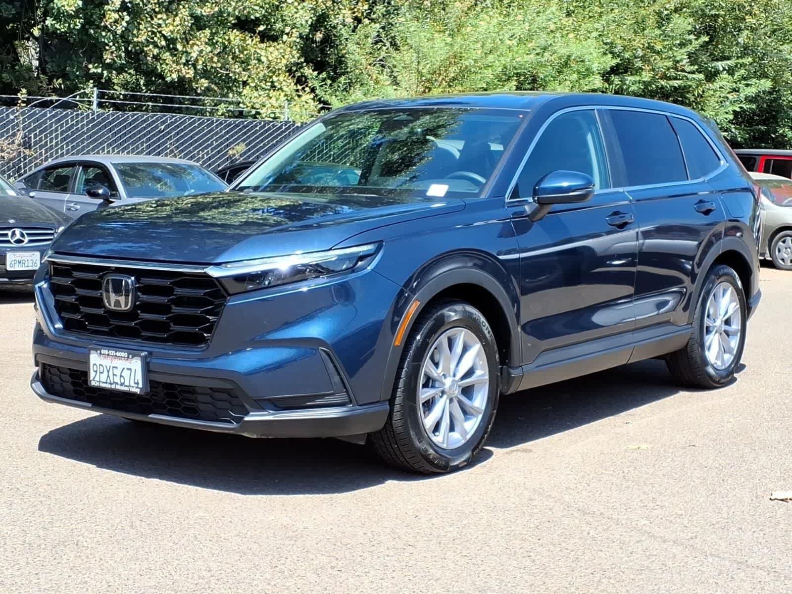 Used 2025 Honda CR-V EX image 1