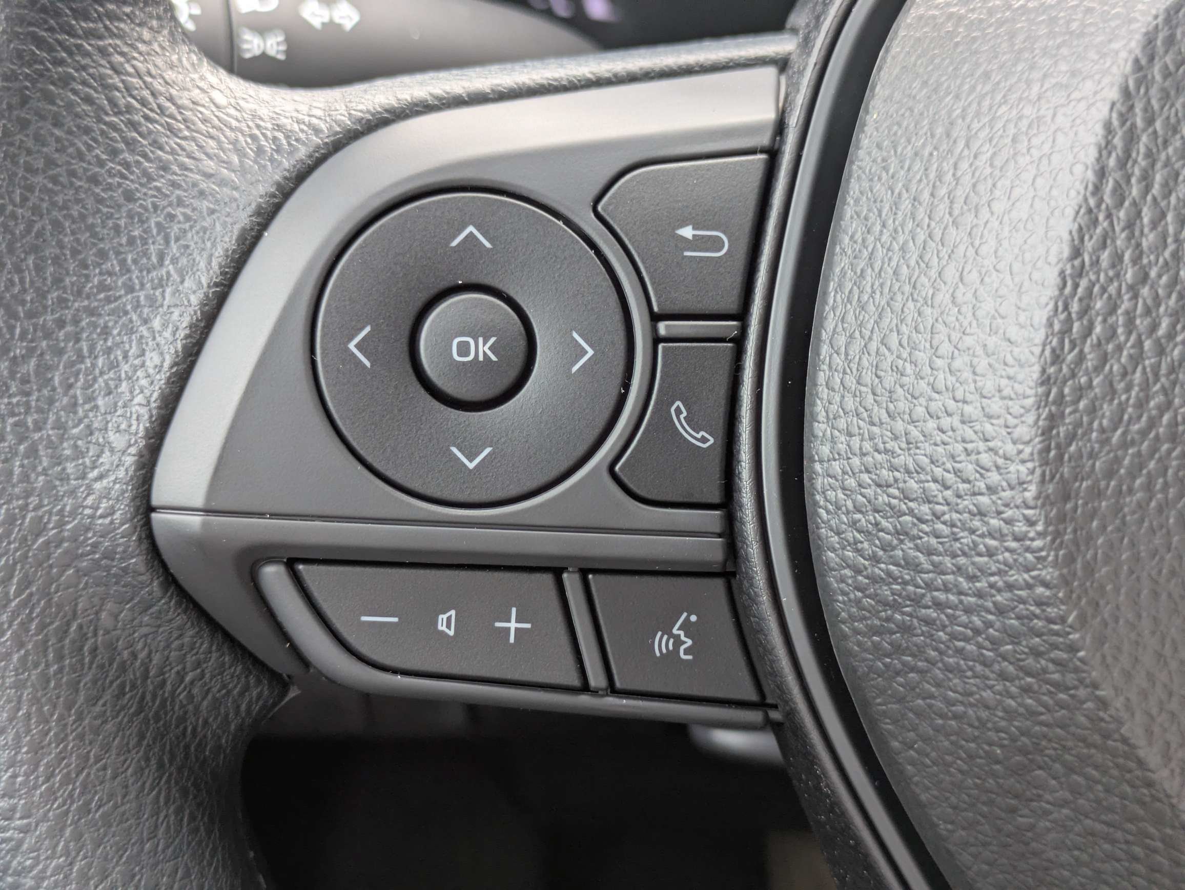 New 2027 Toyota Corolla LE FWD image 25