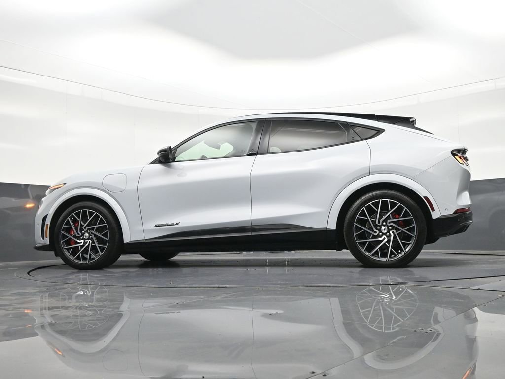 Used 2022 Ford Mustang Mach-E GT w/ GT Performance Edition AWD/4WD image 24