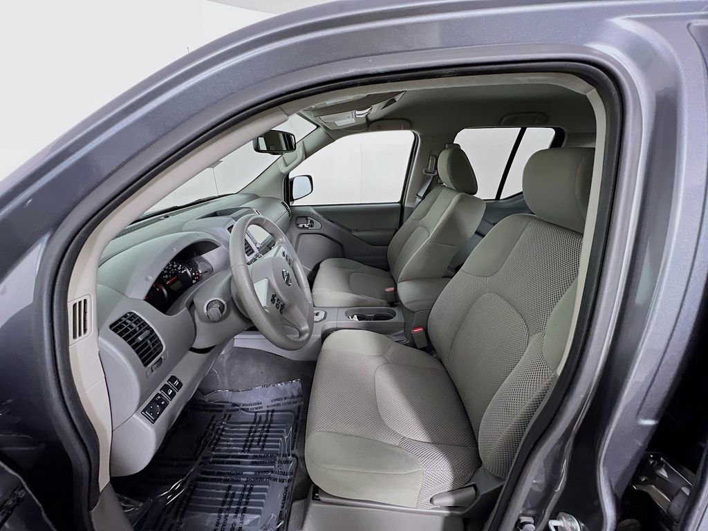 Used 2021 Nissan Frontier SV image 19