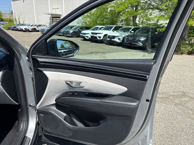 Certified 2022 Hyundai Tucson Limited AWD/4WD image 31