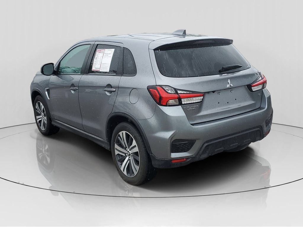 Used 2024 Mitsubishi Outlander Sport SE AWD/4WD image 3