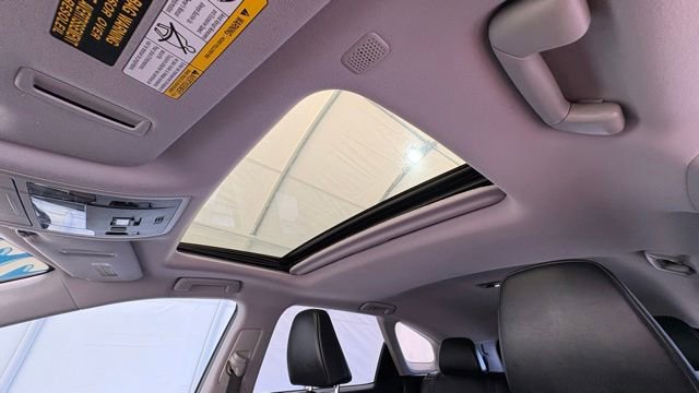 Used 2022 Lexus RX 350L Premium w/ Premium Package AWD/4WD image 59
